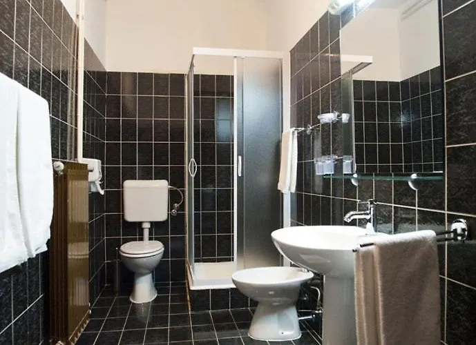 Zephyr - Plovanija 3*