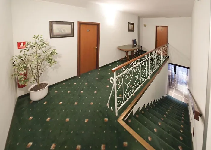 Zephyr - Plovanija Buje