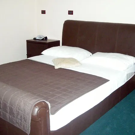 Otel Zephyr - Plovanija Buje