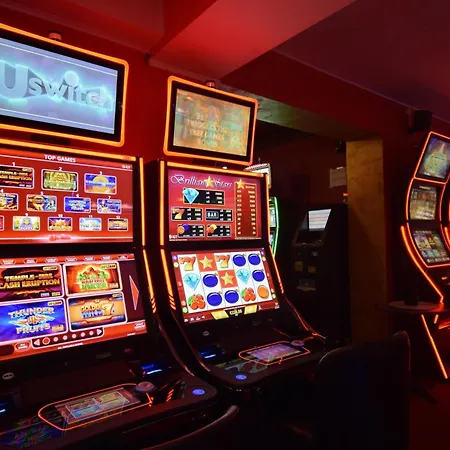Otel Zephyr - Plovanija 3*